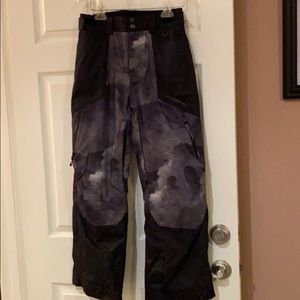 Obermeyer ski pants. Boys L (14-16).